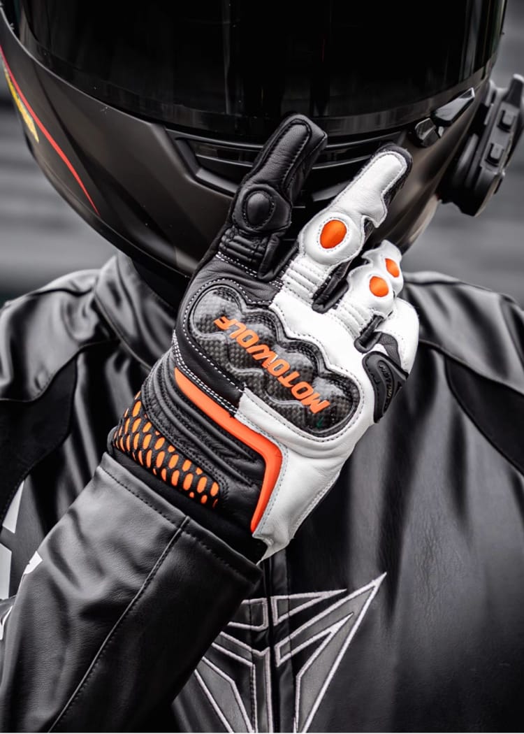 motowolf-short-leather0348-19-53-47-Cw.jpg