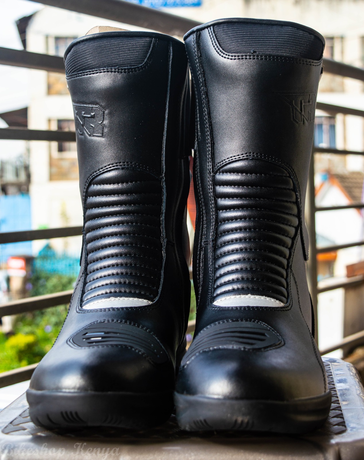tr-onroad-boots-g3-18-52-22-4l.jpg